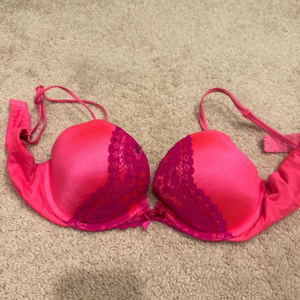 Victoria’s Secret bra